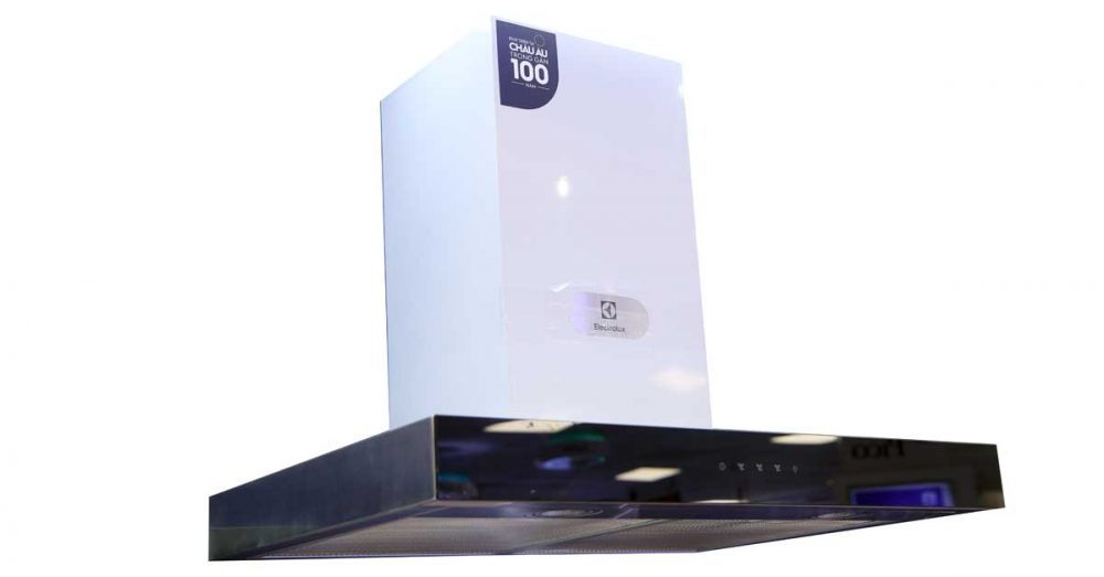 Máy hút mùi Electrolux sử dụng vỏ thép không gỉ, chịu nhiệt, chịu lực ở cấp độ cao