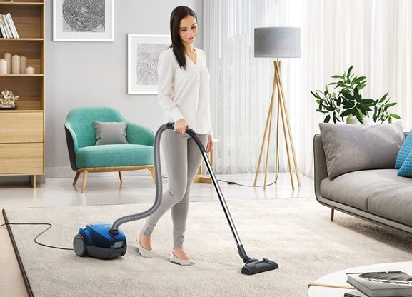 Máy Hút Bụi Có Túi Electrolux Z1220