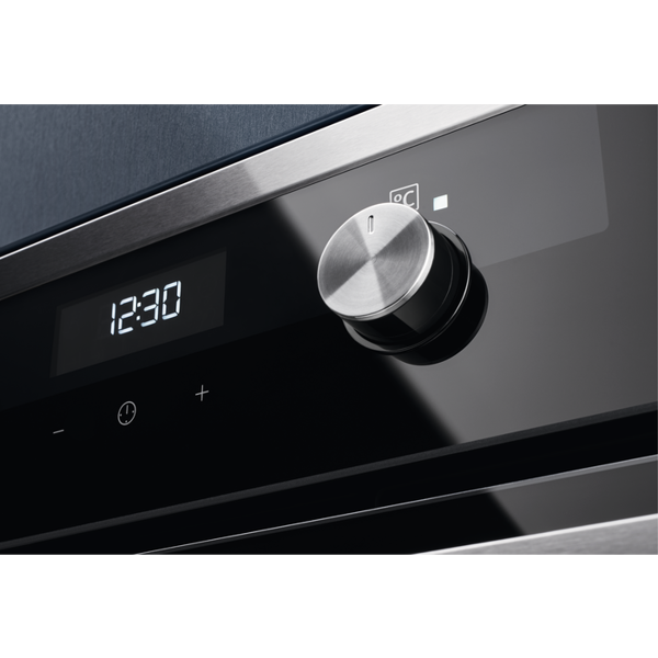 Lò nướng âm tủ Electrolux 60cm 71L KODEC75X Lò nướng âm tủ Electrolux 60cm 71L KODEC75X