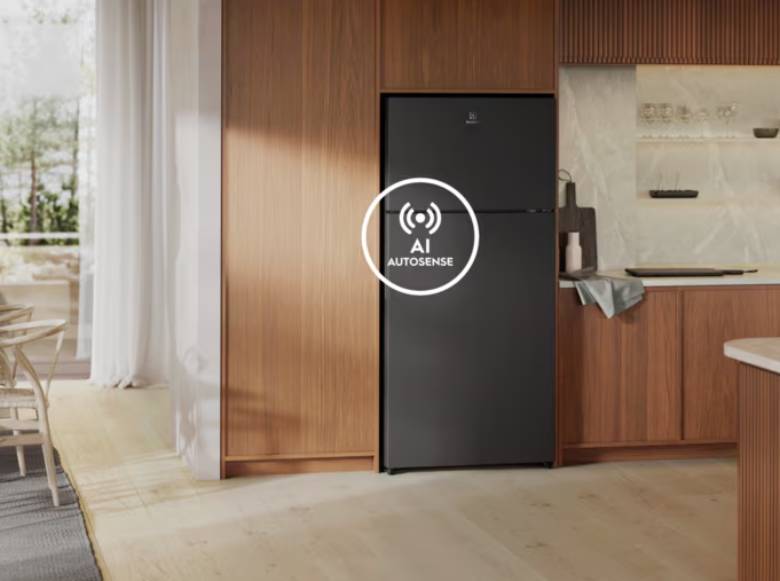 Công nghệ AI AutoSense tiết kiệm điện đến 10% - Tủ lạnh Electrolux ETM3440L-B